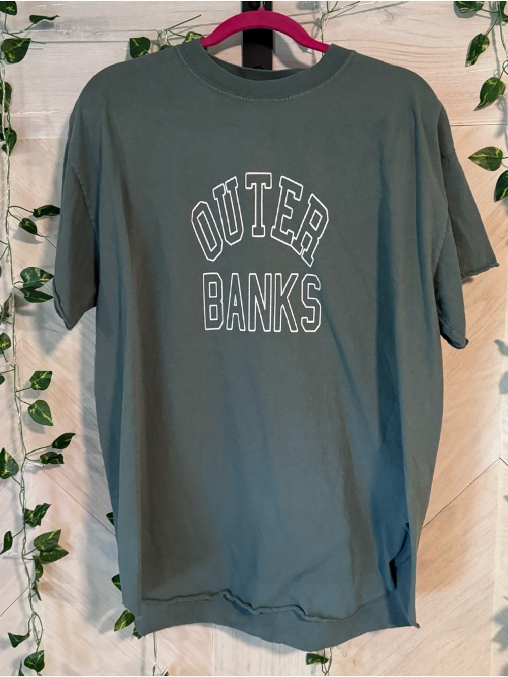 Outer Banks Short Sleeve Graphic Tee - Slate Green